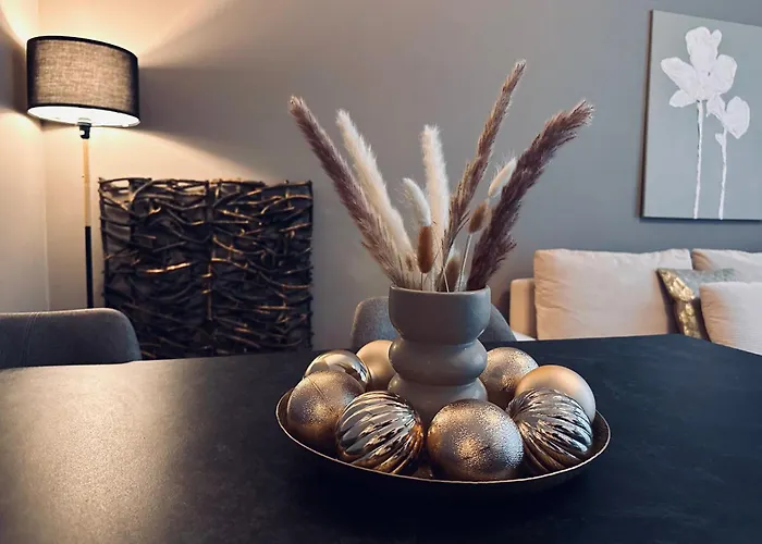 Safan I Elbnah I Balkon I Uniklinik I Parkplatz